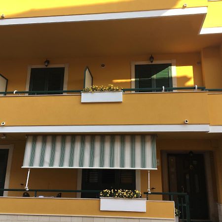 Mediterraneo Bed & Breakfast ปอซซัลโล ภายนอก รูปภาพ