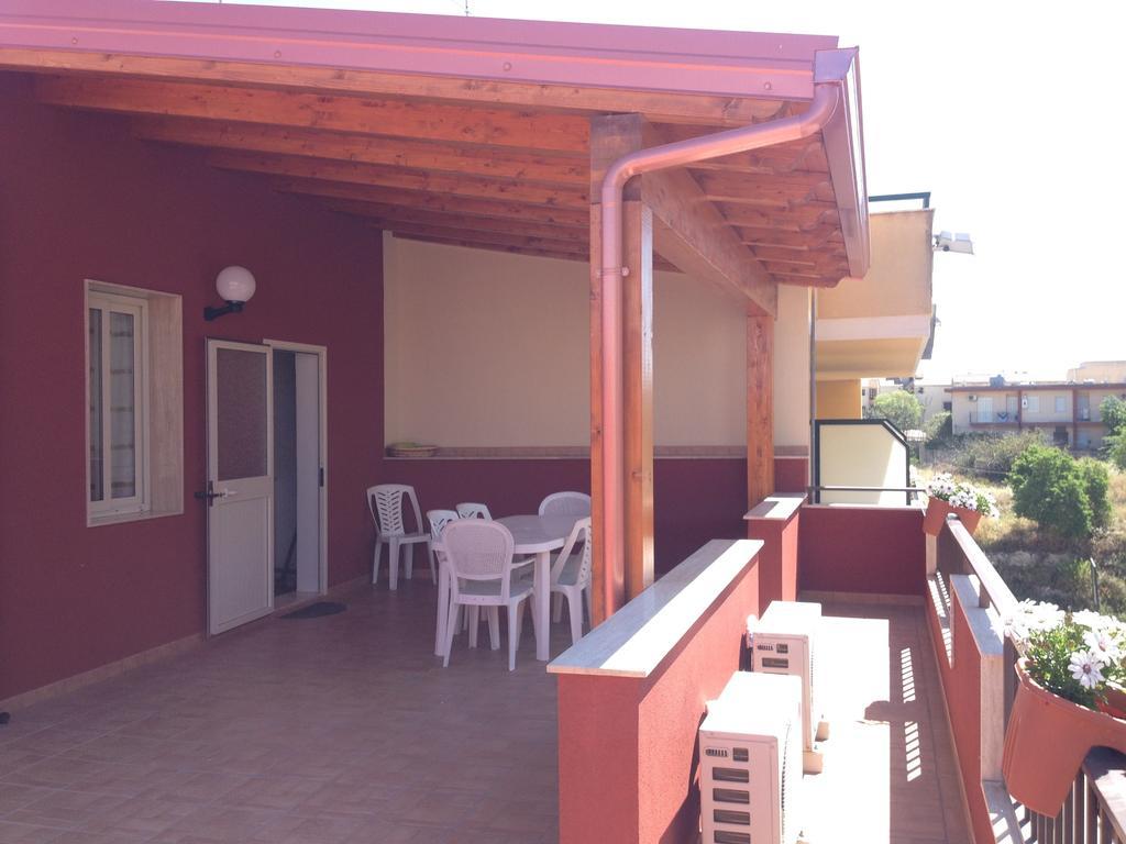 Mediterraneo Bed & Breakfast ปอซซัลโล ภายนอก รูปภาพ