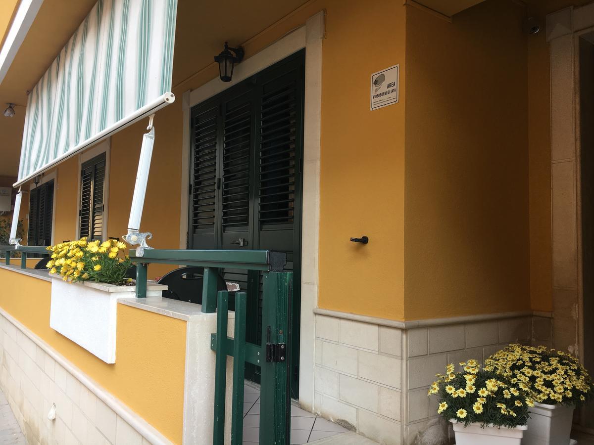 Mediterraneo Bed & Breakfast ปอซซัลโล ภายนอก รูปภาพ